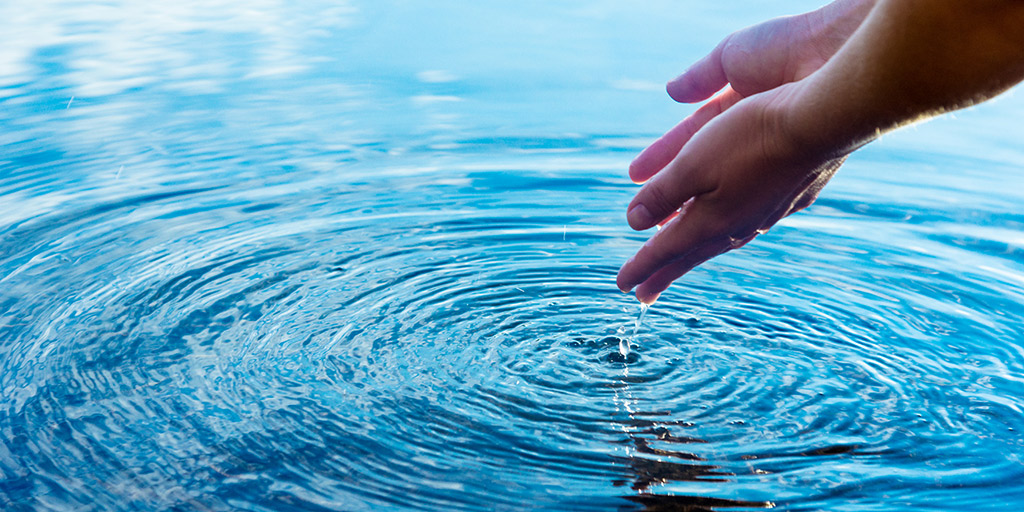 water-pollution-ecological-detergents