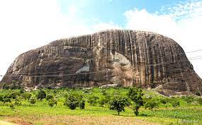 ขนาดและความสูงของ zuma-rock