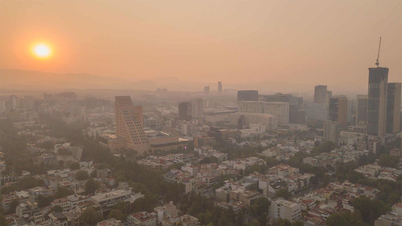 Causes of air pollution in Mexico city