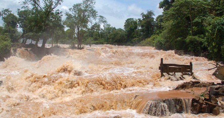 7 natural causes of water pollution