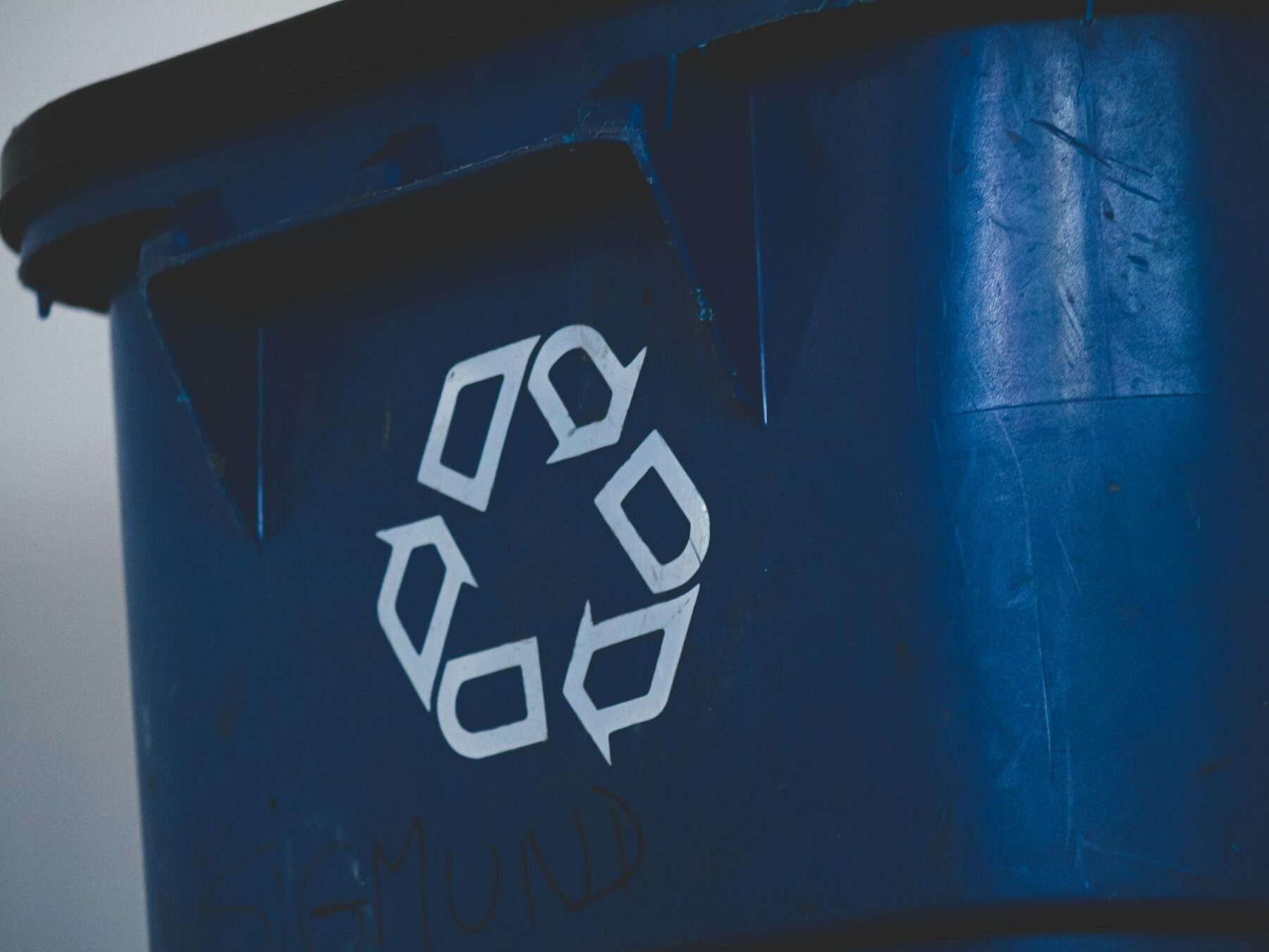 Recycle symbol